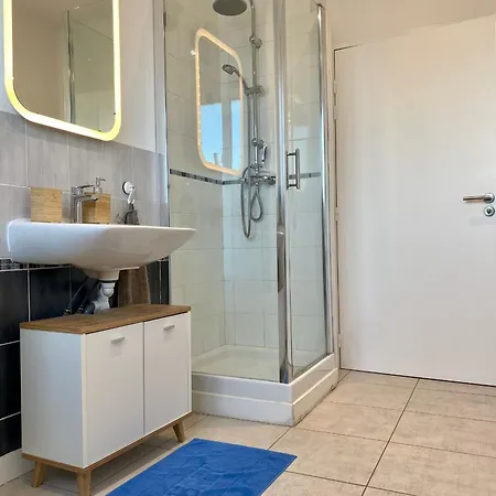 Maison Spacieuse Avec Fitness, Massage Sur Demande Et Jardin Privatif, Proche Nantes Et Pornic - Fr-1-306-1231 *